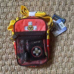 de-Kryptic New York Comicon 2018 Zombie Survival Kit NWT